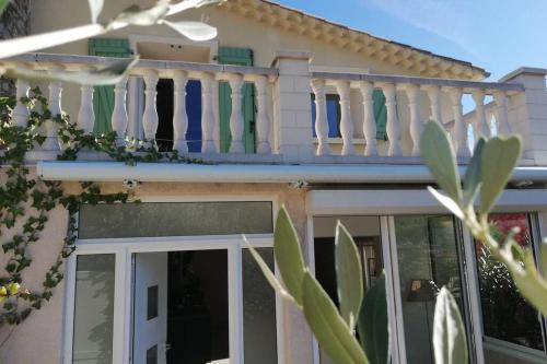 Фотографии гостевого дома
Maison de village de caractère