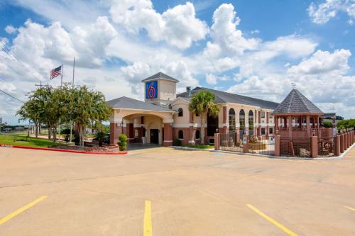 Фотография гостиницы Motel 6-Brenham, TX