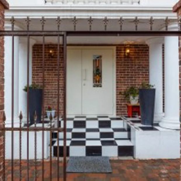 Фотографии квартиры
Английский Дом Апарт Отель