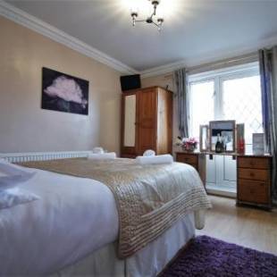 Фотографии гостиницы
Fairway Hotel