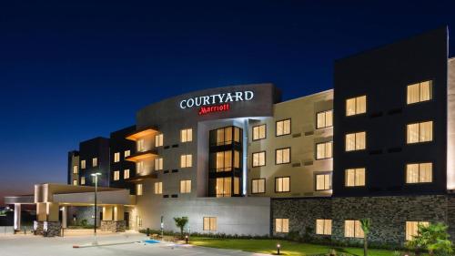 Фотография гостиницы Courtyard by Marriott Houston Katy Mills