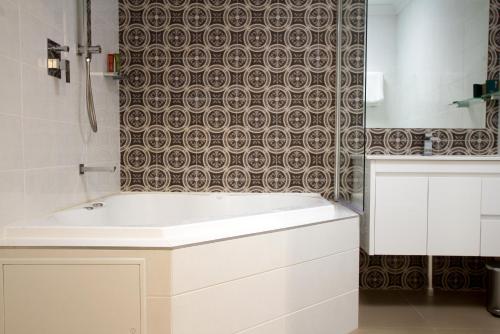 Фотография гостиницы Town Square Motel