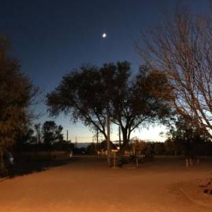 Фотографии кемпинга 
            La Junta Colorado Cabins