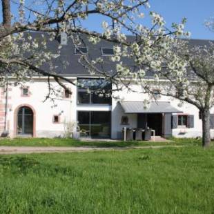 Фотографии мини отеля
La Colline Du Baa - Maison d'hôtes d'exception