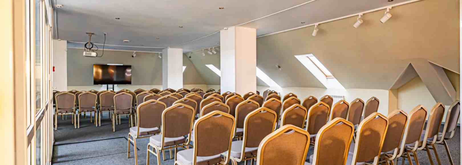 Фотография конференц-зала Глинкина