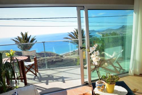 Фотография гостевого дома Porto Santo Balcony View House
