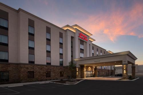Фотография гостиницы Hampton Inn & Suites San Antonio Lackland AFB SeaWorld