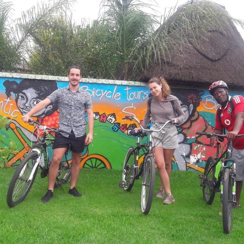 Фотография хостела Authentic Bicycle Tours and Backpackers