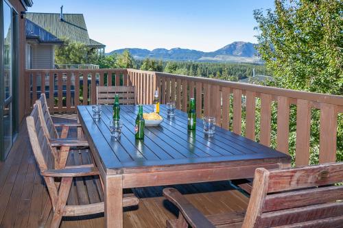 Фотография гостевого дома Treetop Lodge