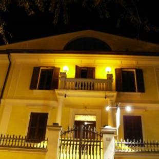 Фотографии мини отеля
B&B Santa Chiara