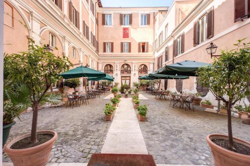 Фотография гостиницы Relais Hotel Antico Palazzo Rospigliosi