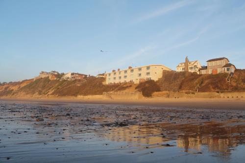 Фотография гостиницы Westshore Oceanfront