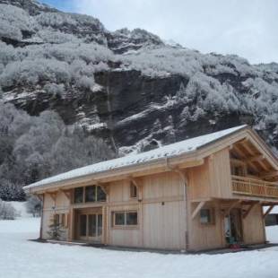 Фотографии гостевого дома
LE DARMA