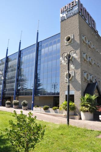 Фотография гостиницы iH Hotels Milano Blu Visconti