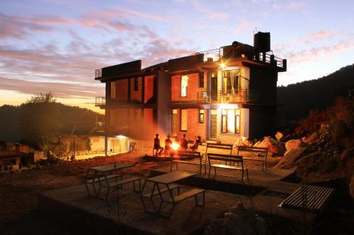 Фотографии хостела
Shalom Backpackers Dharamkot McLeodganj