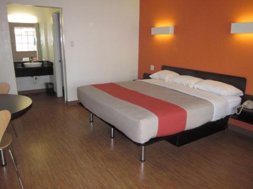 Фотография гостиницы Motel 6-Stephenville, TX