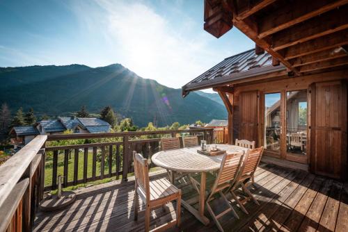 Фотографии гостевого дома
Chalet Hibou, large chalet with mountain views and close to slopes
