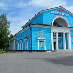 Фотография транспортного узла Железнодорожный вокзал Старая Русса
