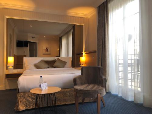 Фотография гостиницы MAISON LUTETIA R (ex Hotel Royal Lutetia)