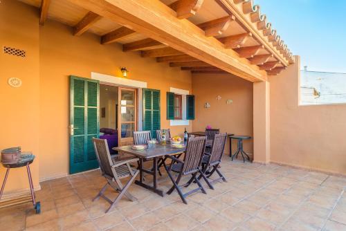 Фотография гостевого дома Ca Na Nyola