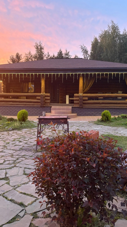 Фотография Коттеджа Частный дом из бревна с баней