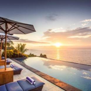 Фотографии гостиницы 
            The Point Resort Lembongan
