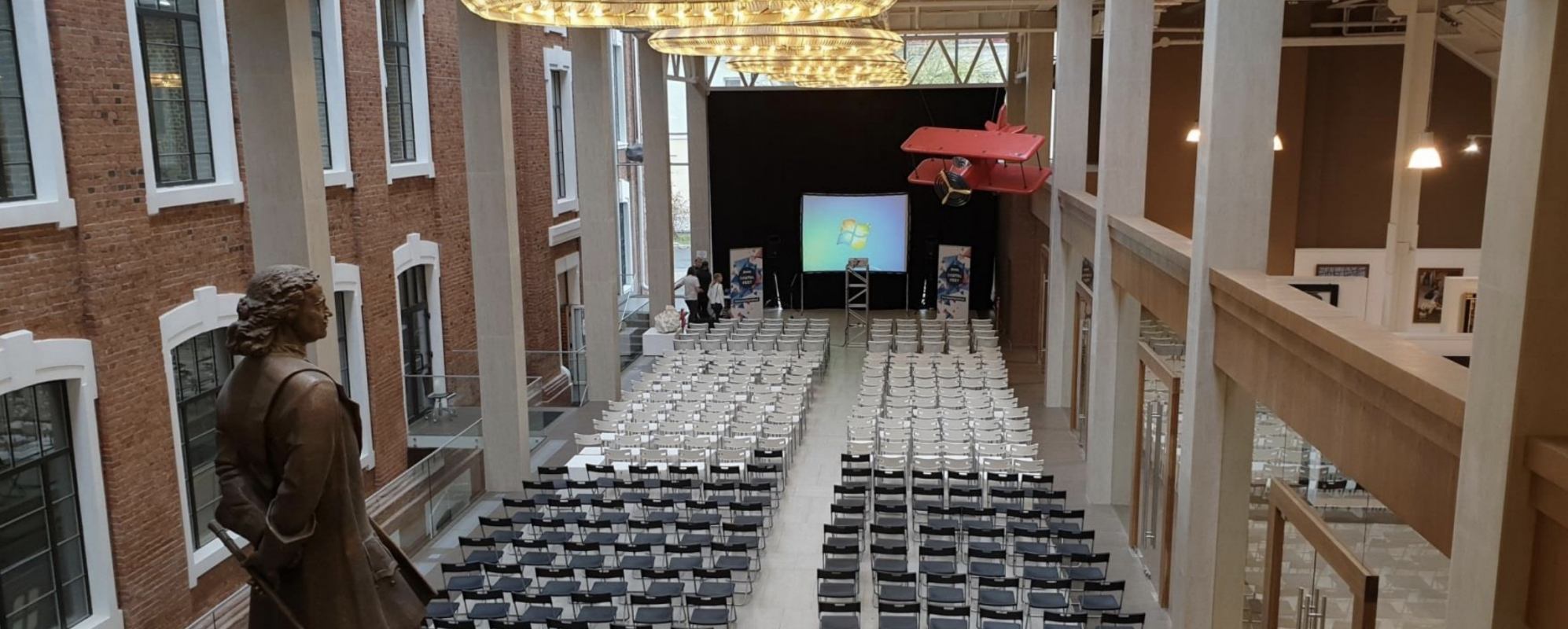 Фотографии лофта МЦИ Главный проспект Зал Атриум