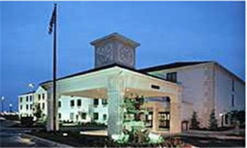 Фотография гостиницы Holiday Inn Express Clayton Southeast Raleigh, an IHG Hotel