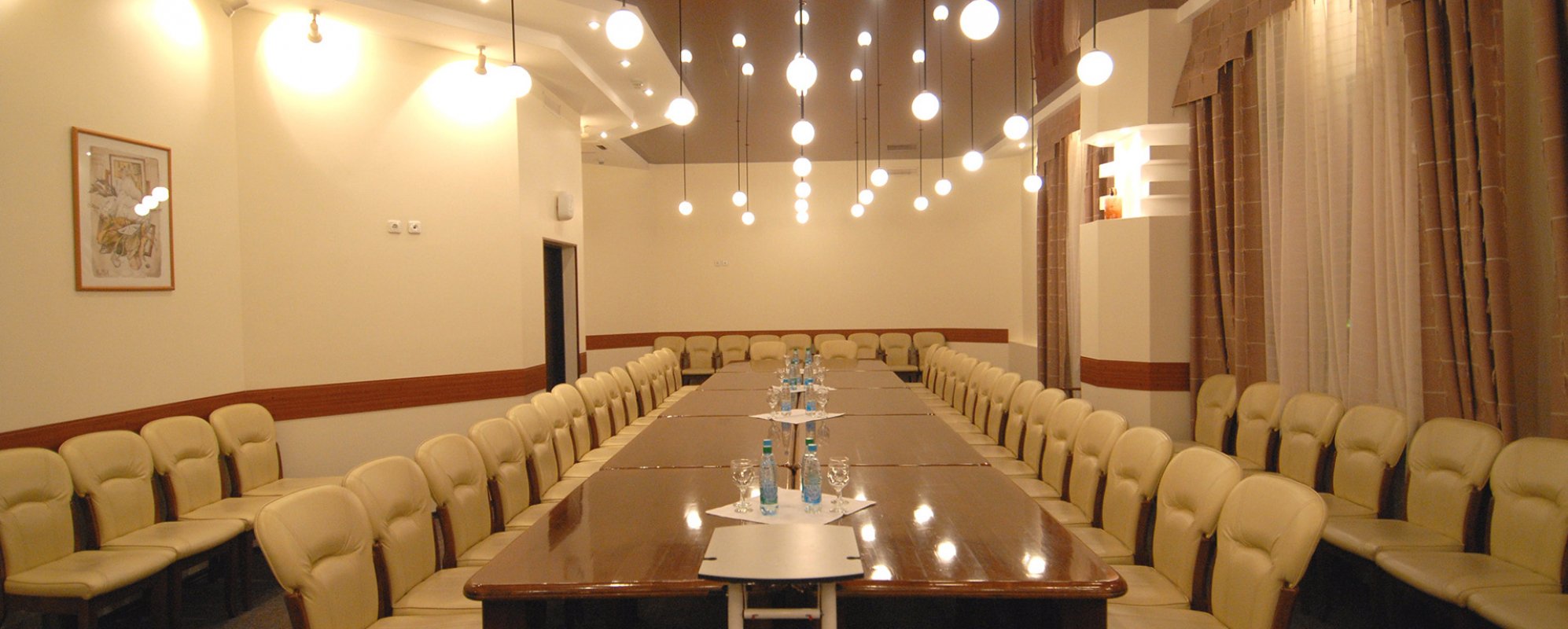 Фотографии конференц-зала Саммит