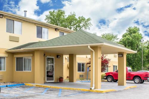 Фотография гостиницы Quality Inn Kirksville
