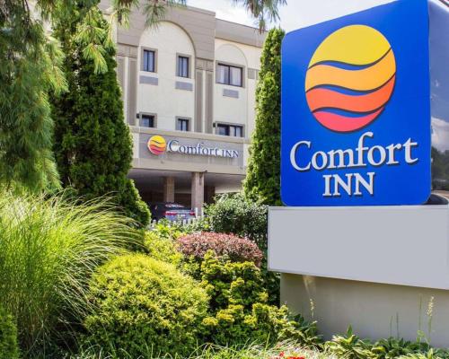 Фотография гостиницы Comfort Inn Syosset-Long Island