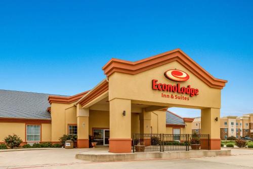Фотография гостиницы Econo Lodge Inn & Suites Bridgeport