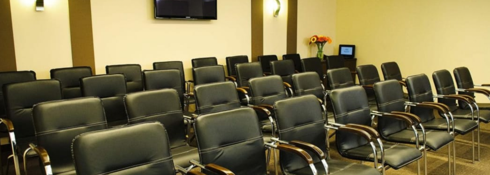 Фотография конференц-зала Айвазовское