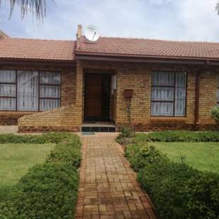 Фотографии гостевого дома
Lott's Place Guest House