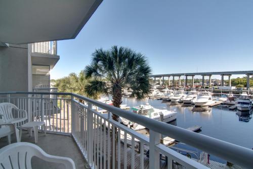 Фотография гостиницы Harbourgate Marina Club