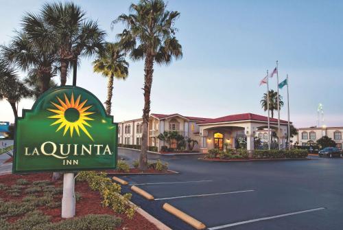 Фотография гостиницы La Quinta Inn by Wyndham Orlando International Drive North