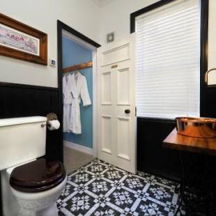 Фотографии мини отеля 
            The Ferry Bed & Breakfast