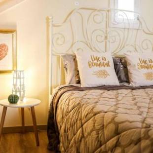 Фотографии мини отеля
Quebra Costas Rooms Torres Vedras