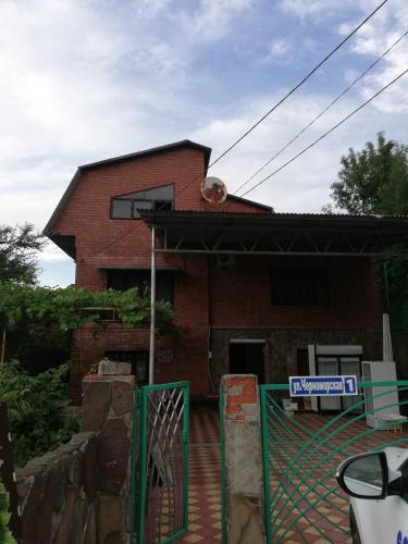 Фотографии апарт отеля
Черноморская, 1