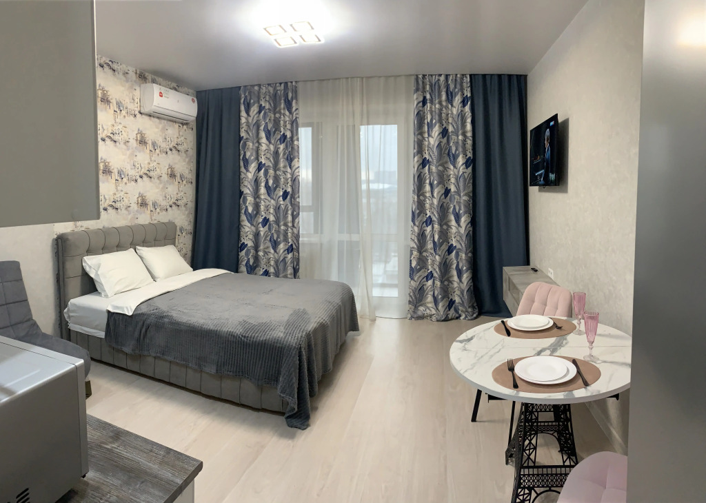 Фотография квартиры Квартира Большая красивая студия с видом на Обь у метро в ЖК Инские холмы