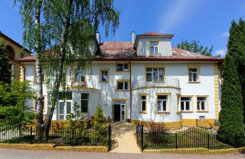 Фотография гостевого дома Parkowa Rezydencja Hubal