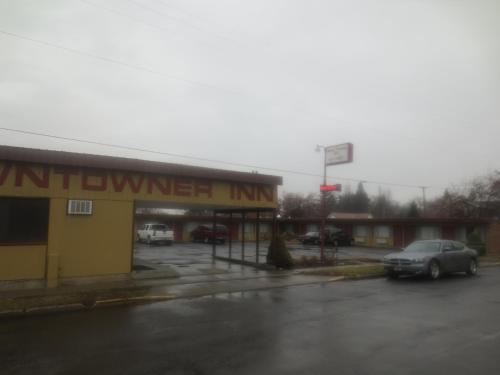 Фотография мотеля Downtowner Inn