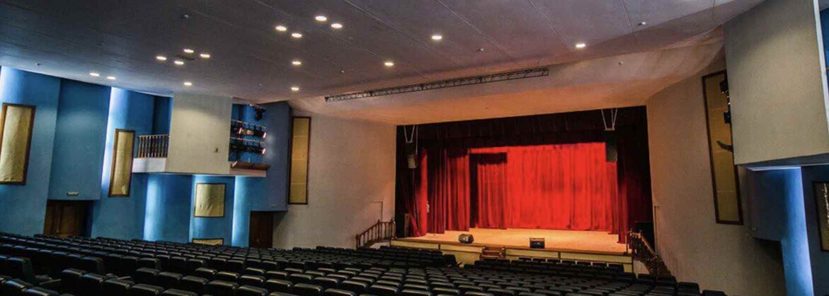 Фотография концертного зала Концертный зал ДК КАМАЗ