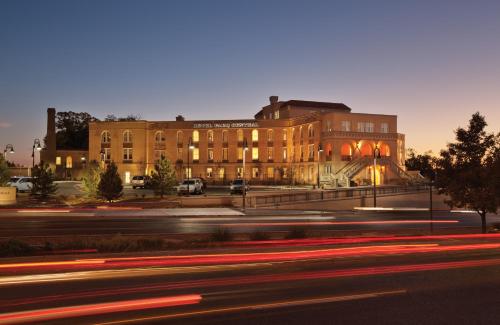 Фотография гостиницы Hotel Parq Central Albuquerque