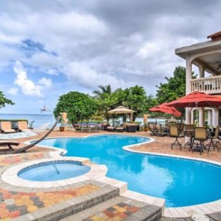 Фотография гостевого дома Beachfront Discovery Bay House with Home Gym and Pool!