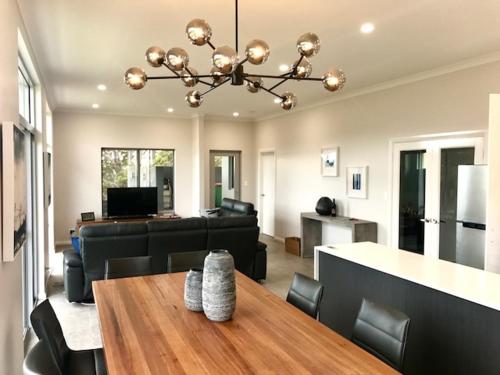 Фотография гостевого дома Peaceful Ridge Resort