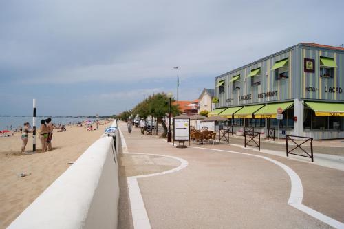 Фотография гостиницы L'Acadie Brasserie Plage