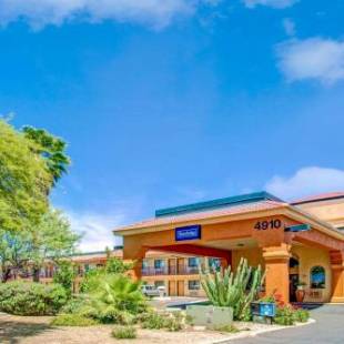 Фотографии гостиницы
Travelodge by Wyndham Tucson AZ