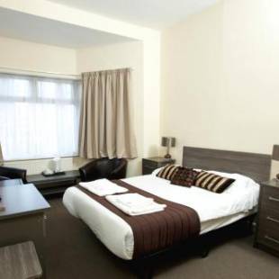 Фотографии гостиницы
King Solomon Hotel- Golders Green