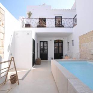 Фотографии гостевого дома
LLONGA'S 11th